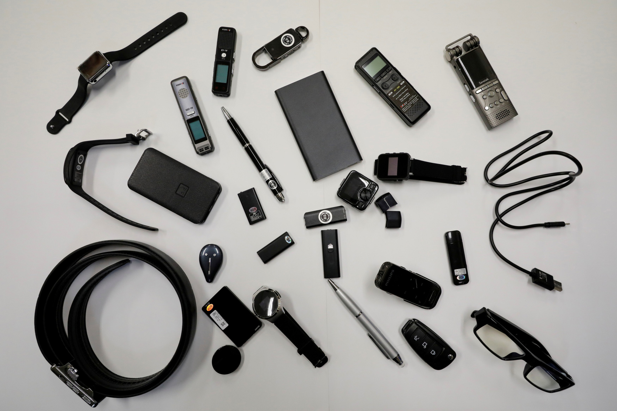 How to Spot Fake Gadgets Online: A Bargain Hunter’s Guide to Avoiding Knock-Offs